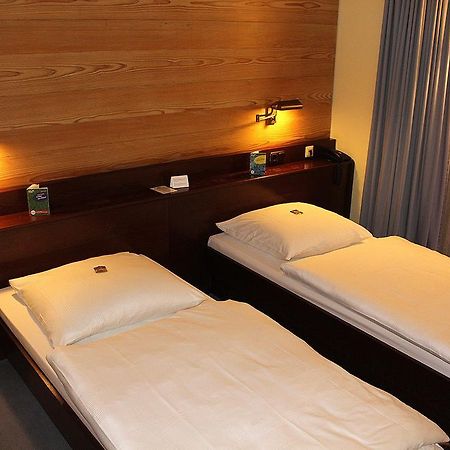 Hotel Alexander Koln เฟรเชน ภายนอก รูปภาพ