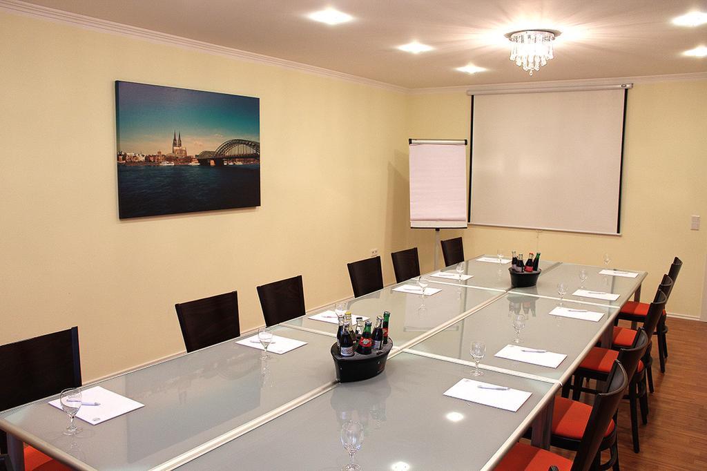 Hotel Alexander Koln เฟรเชน ภายนอก รูปภาพ